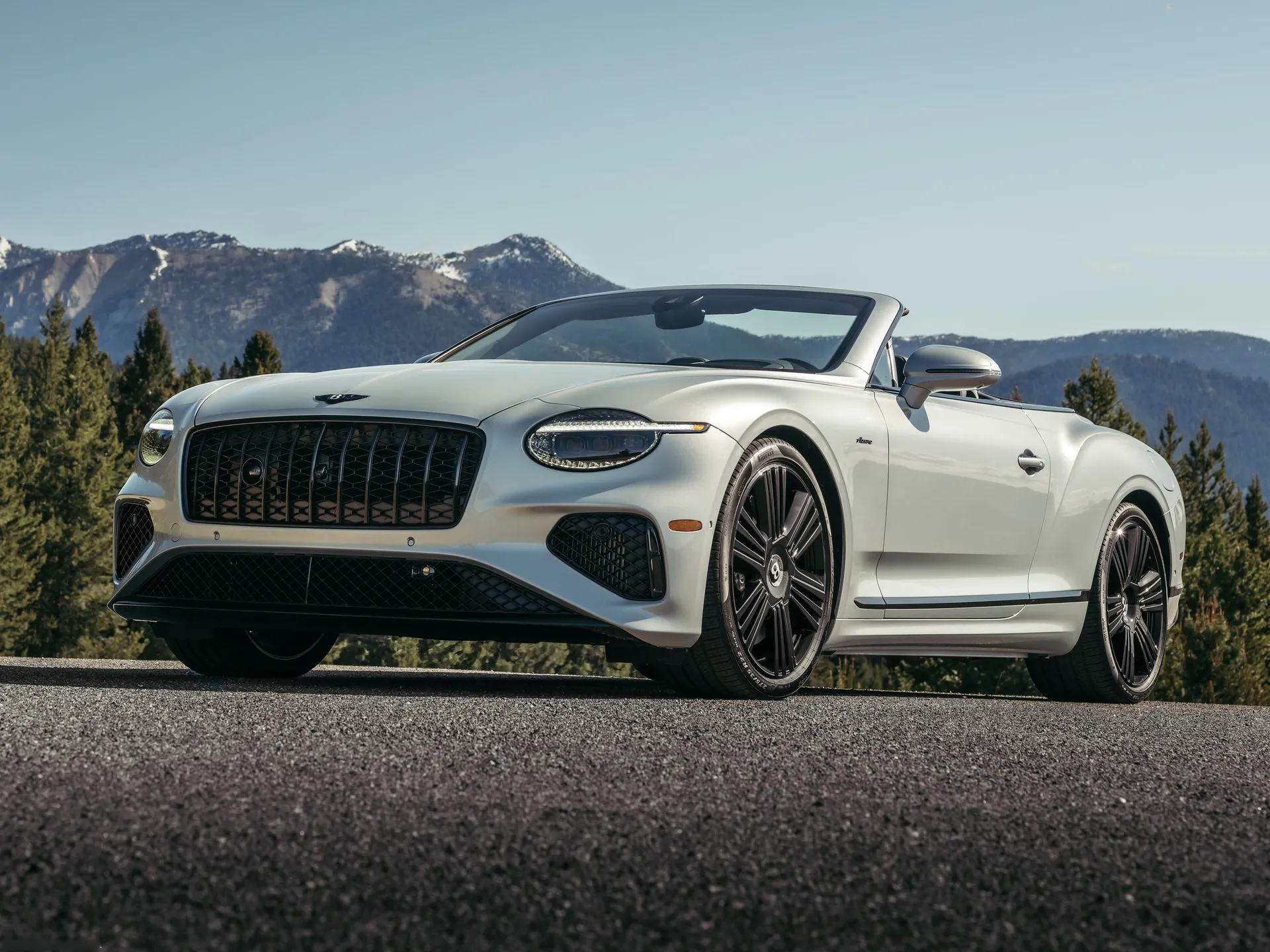 Bentley Continental GTC Azure (2025)