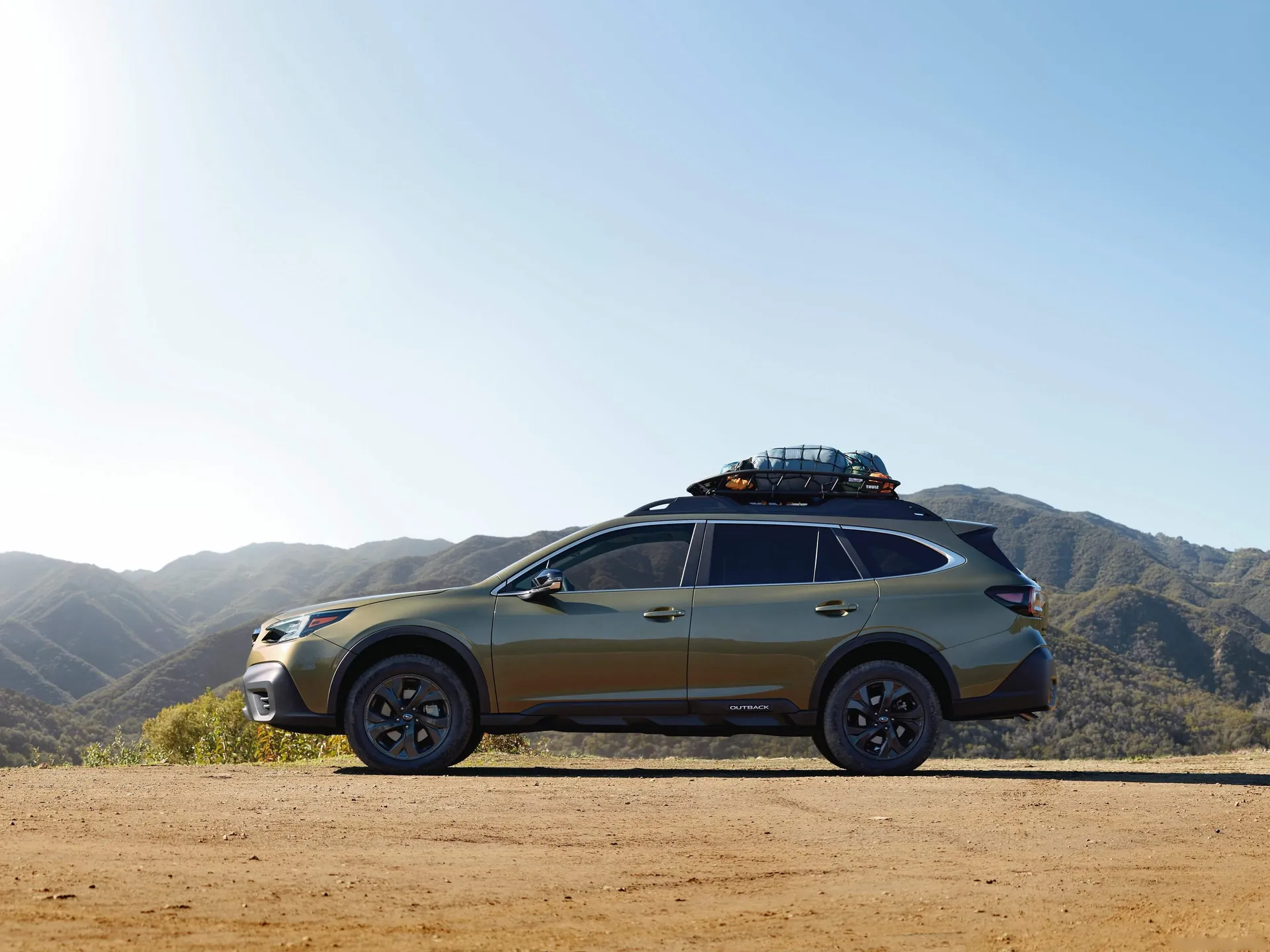 Subaru Outback (2020) – boční profil