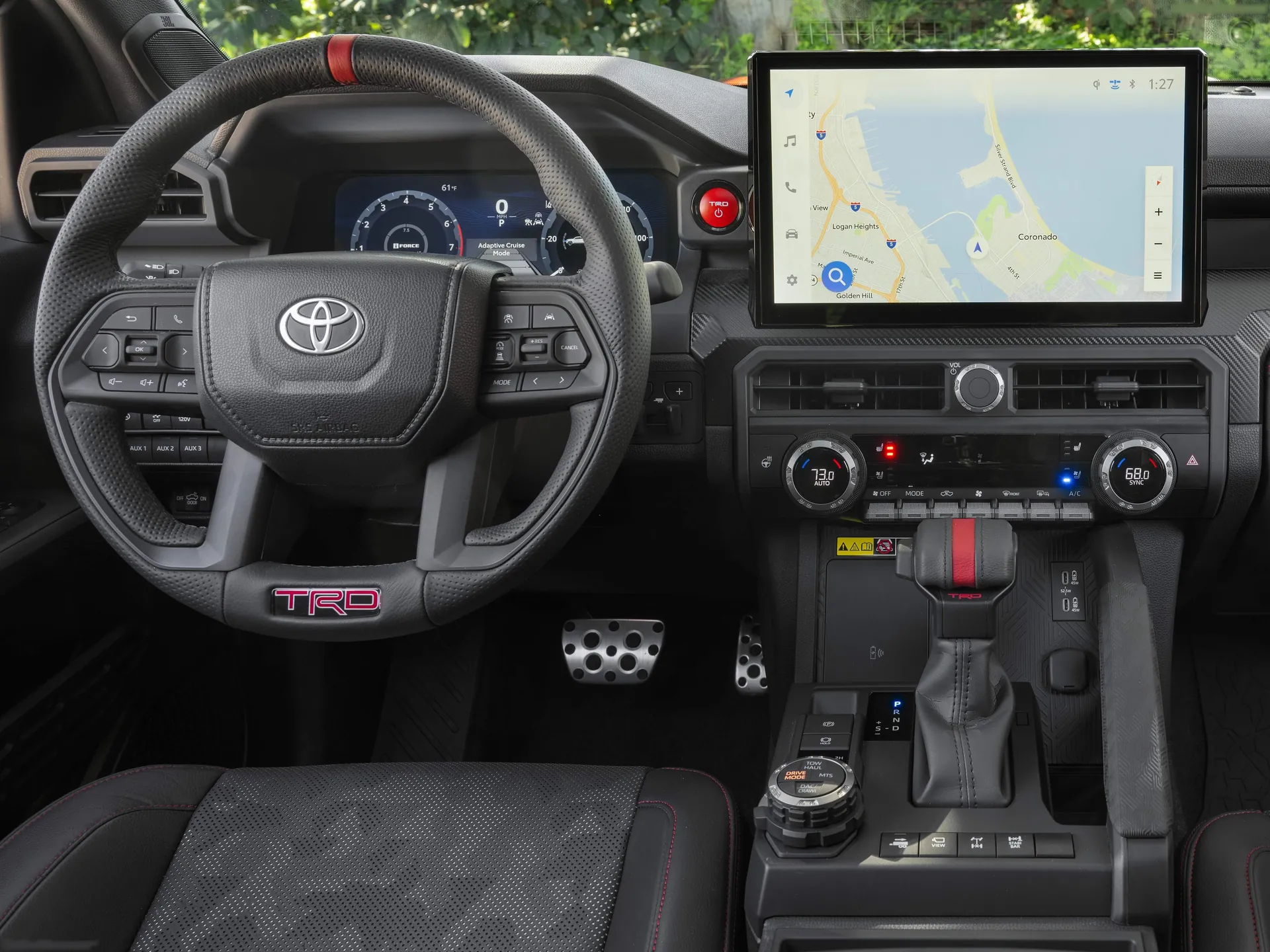 Toyota Tacoma i-FORCE MAX TRD Pro (2024) – interiér