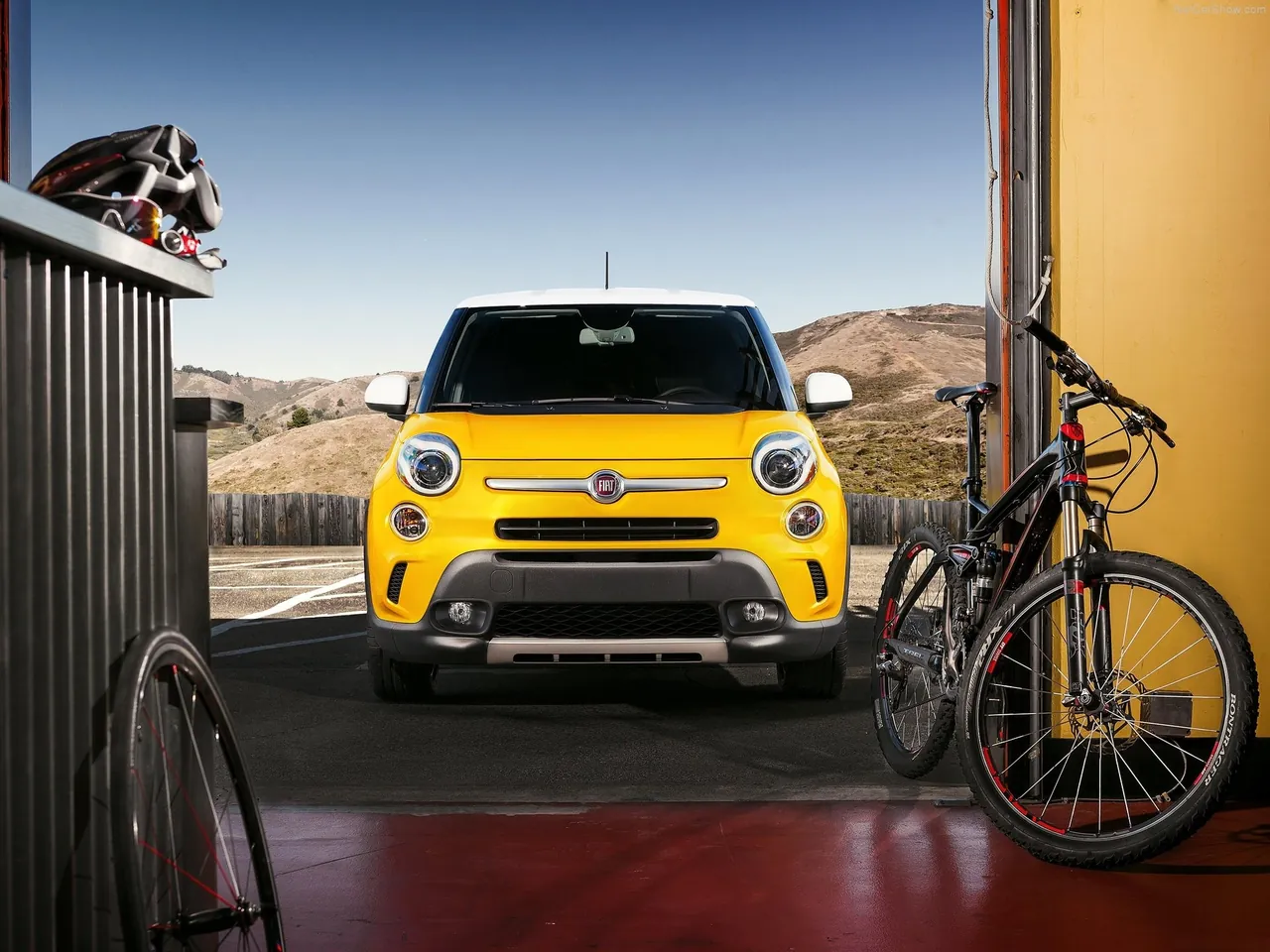 Fiat 500L [US] (2014) – zepředu