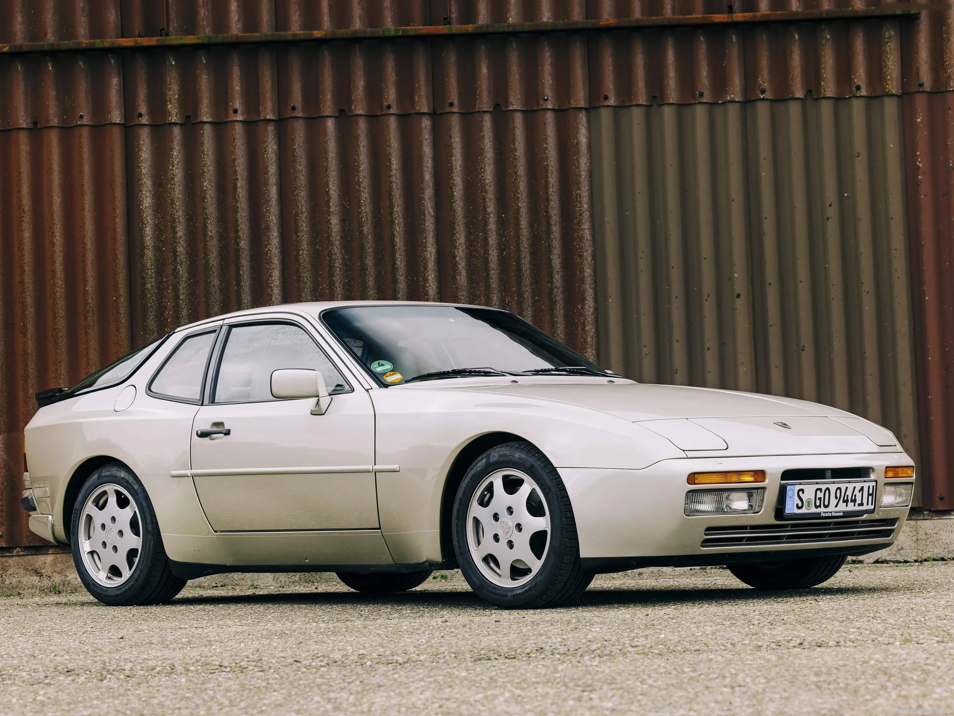 Porsche 944 Turbo Coupe (1989)