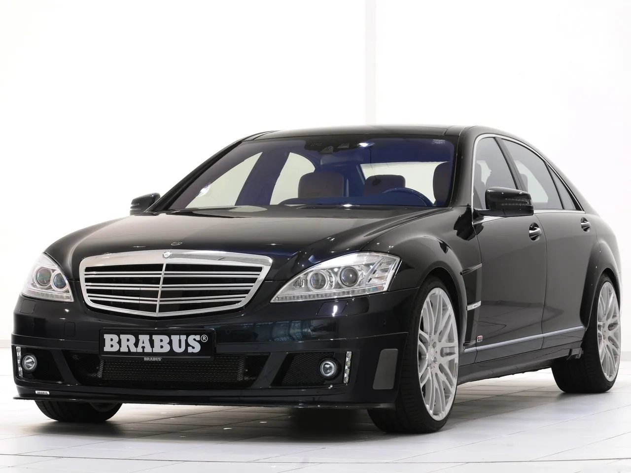 Brabus SV12 R Biturbo 800 (2011)