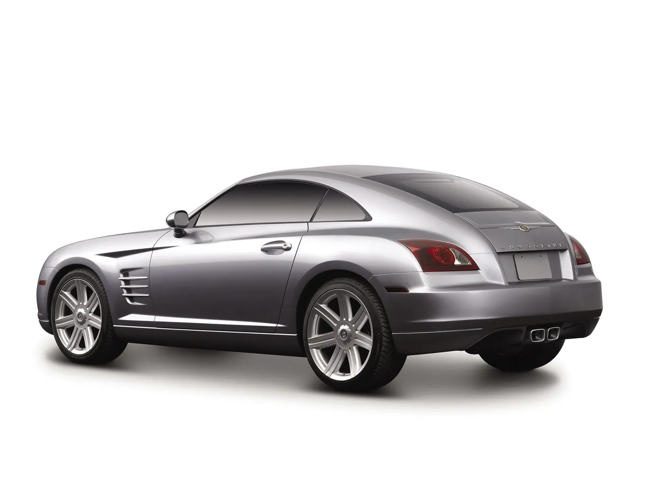 Chrysler Crossfire (2004) – zadní tříčtvrteční pohled
