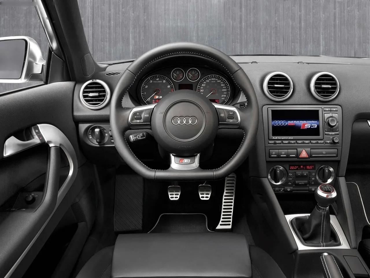 Audi S3 (2007) – interiér