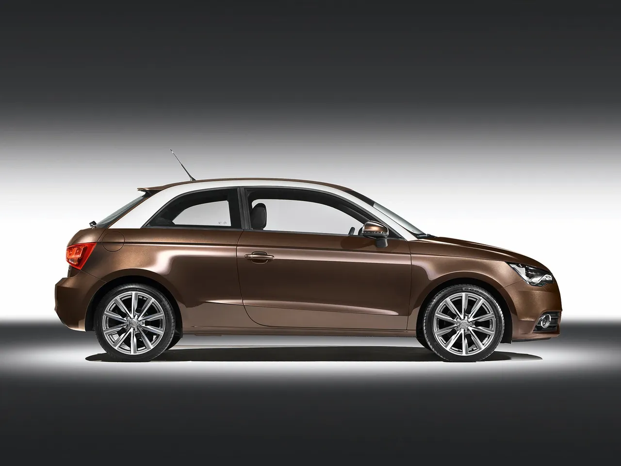 Audi A1 (2011) – boční profil
