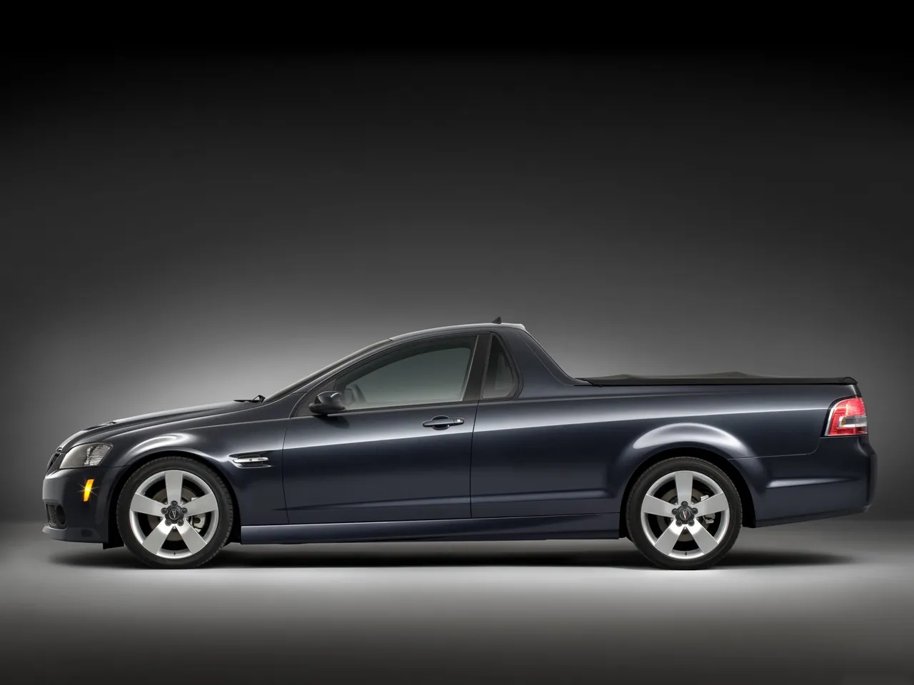Pontiac G8 Sport Truck (2010) – boční profil