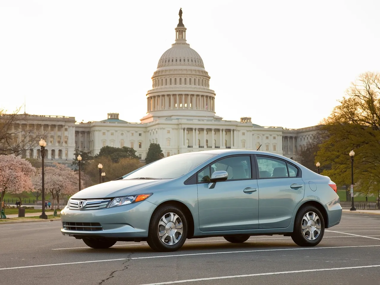 Honda Civic Hybrid (2012)