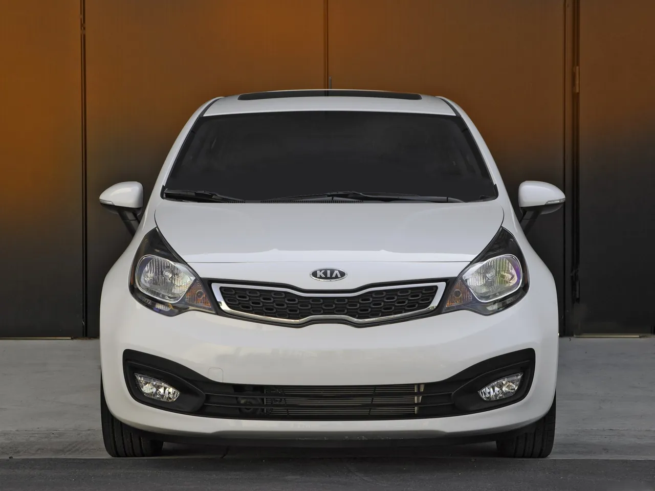 Kia Rio Sedan (2012) – zepředu