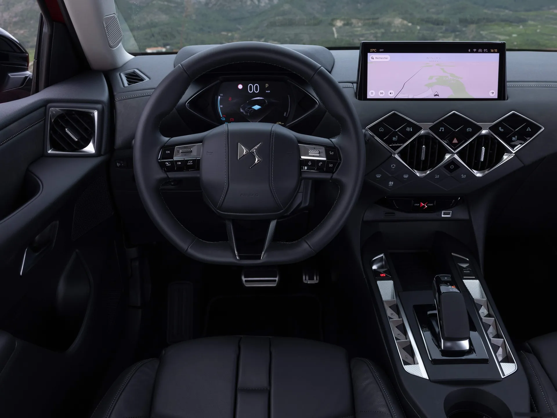DS 3 (2023) – interiér
