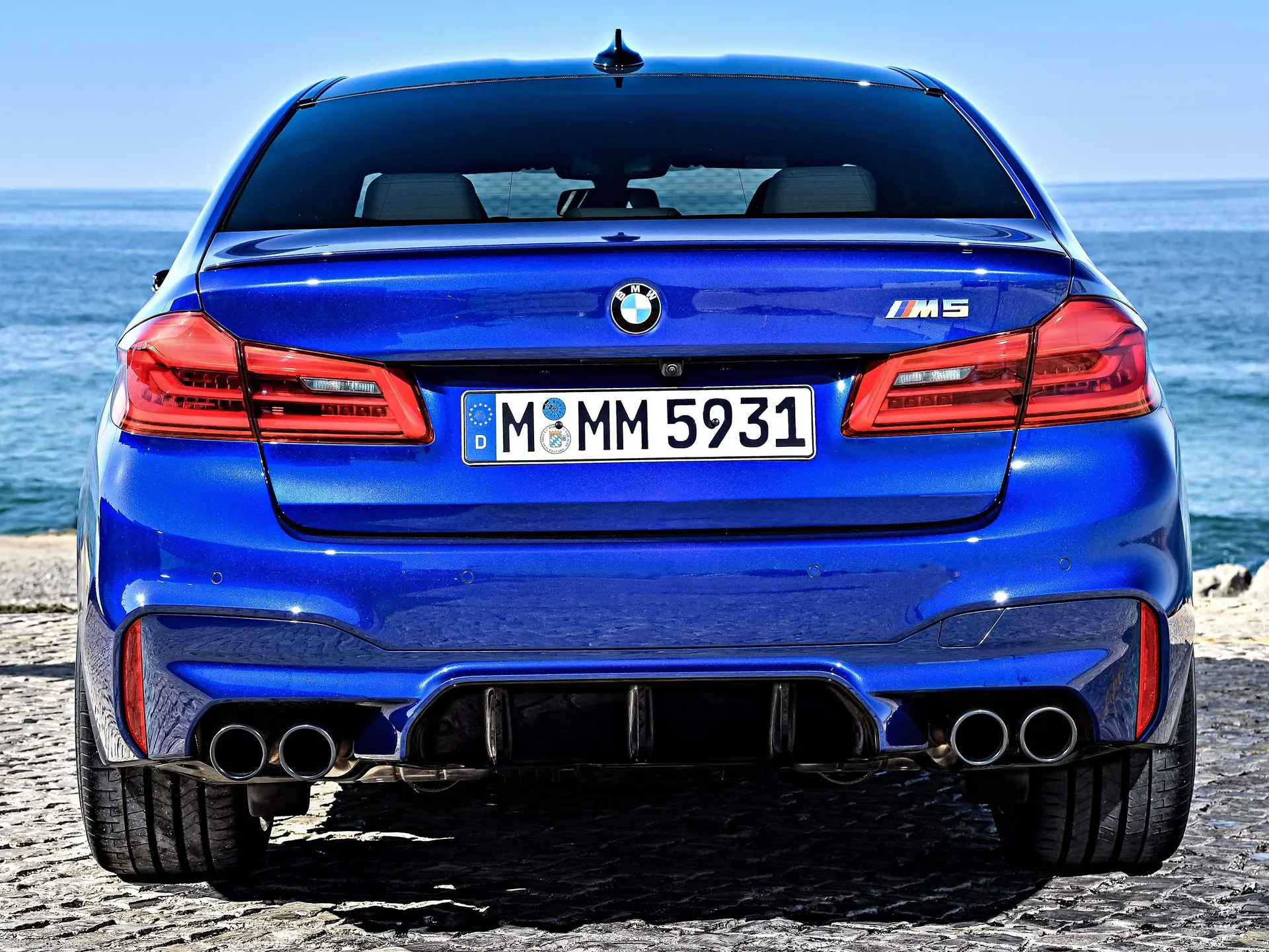 BMW M5 (2018) – zezadu