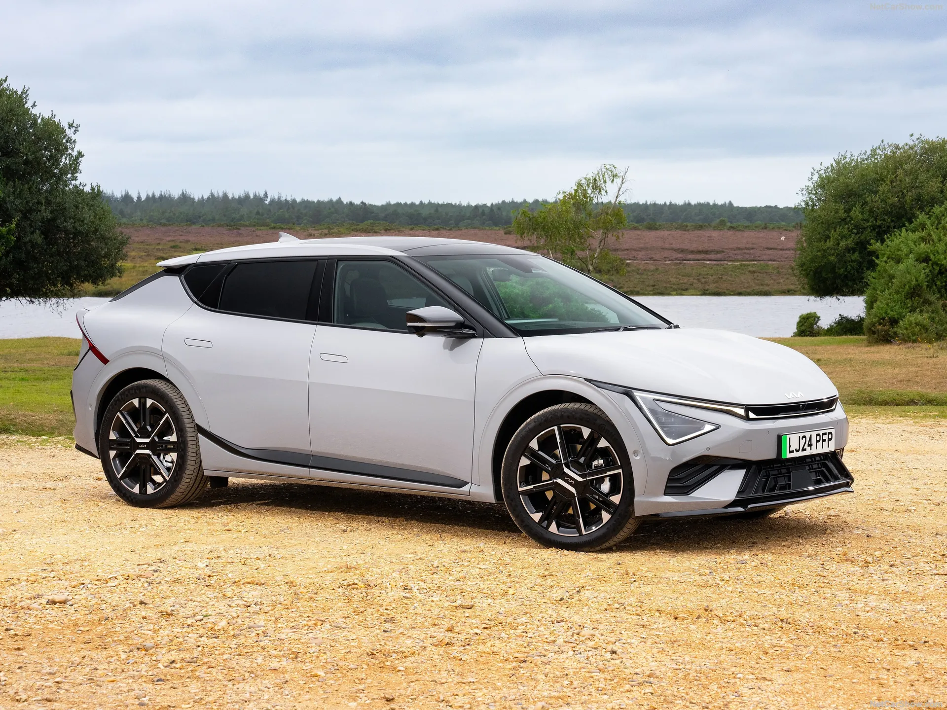 Kia EV6 [UK] (2025)