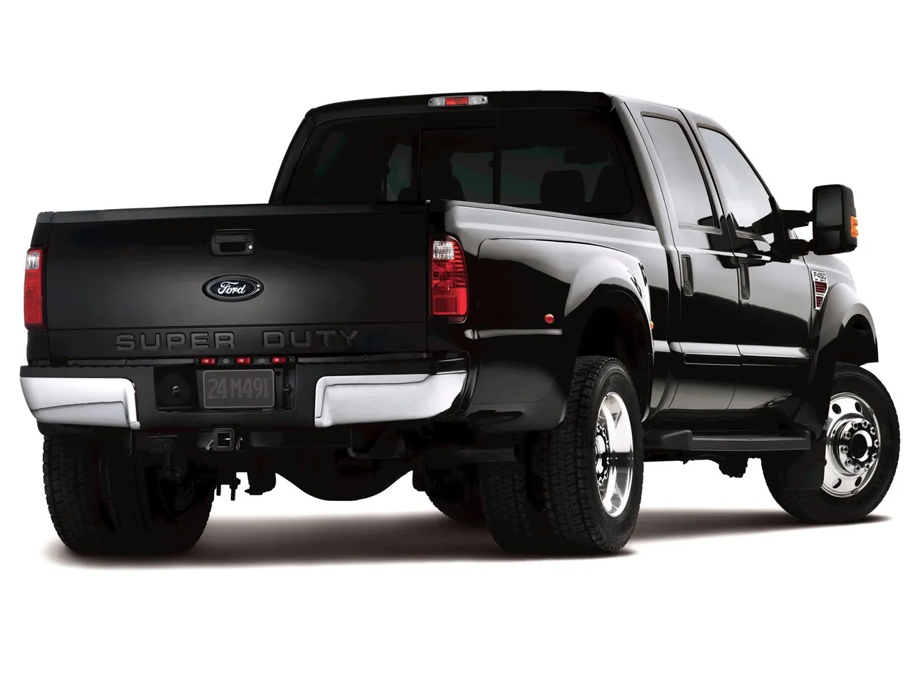 Ford F-450 Super Duty (2008) – zadní tříčtvrteční pohled