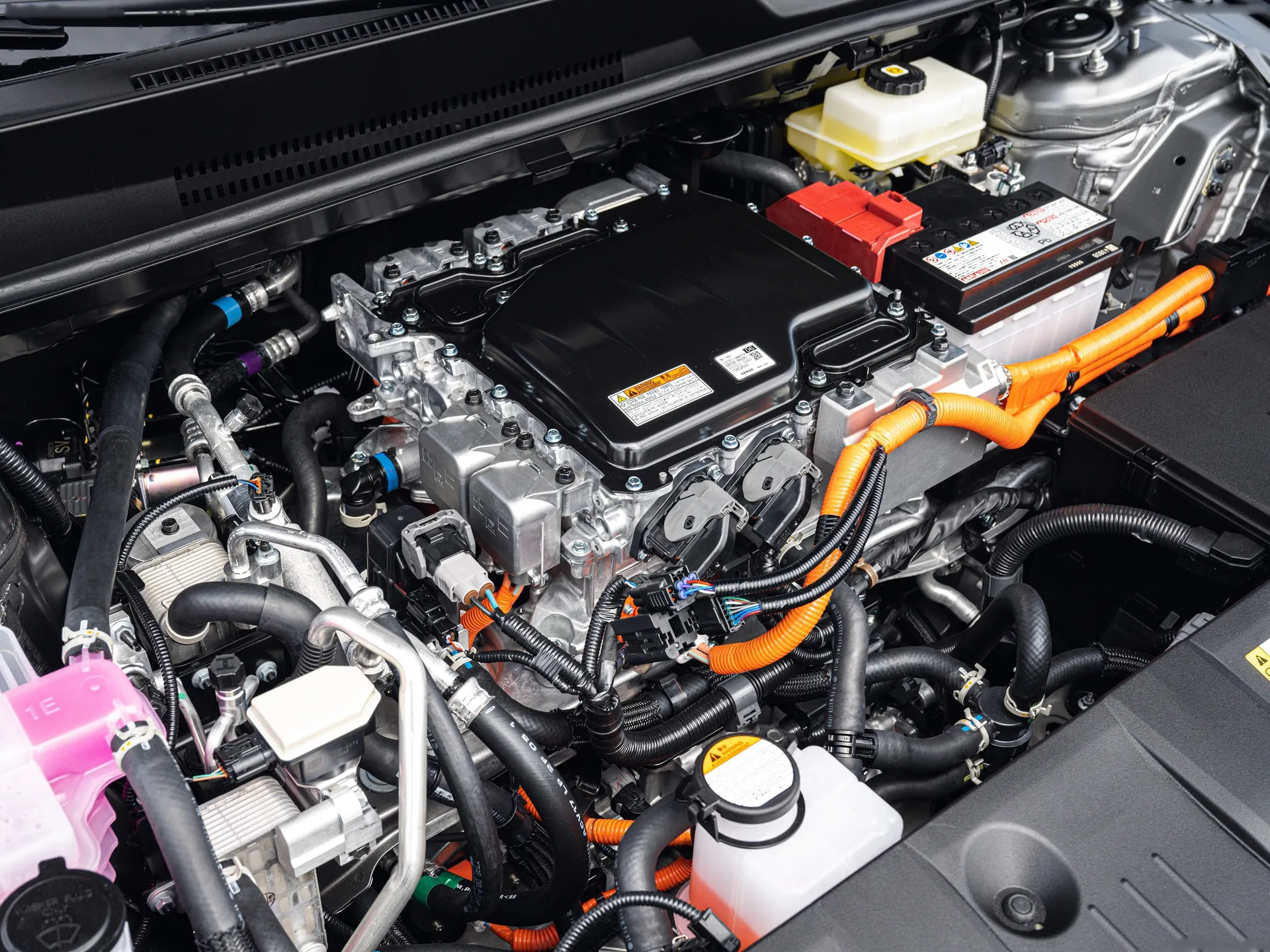 Toyota bZ4X [EU] (2023) - Engine Bay