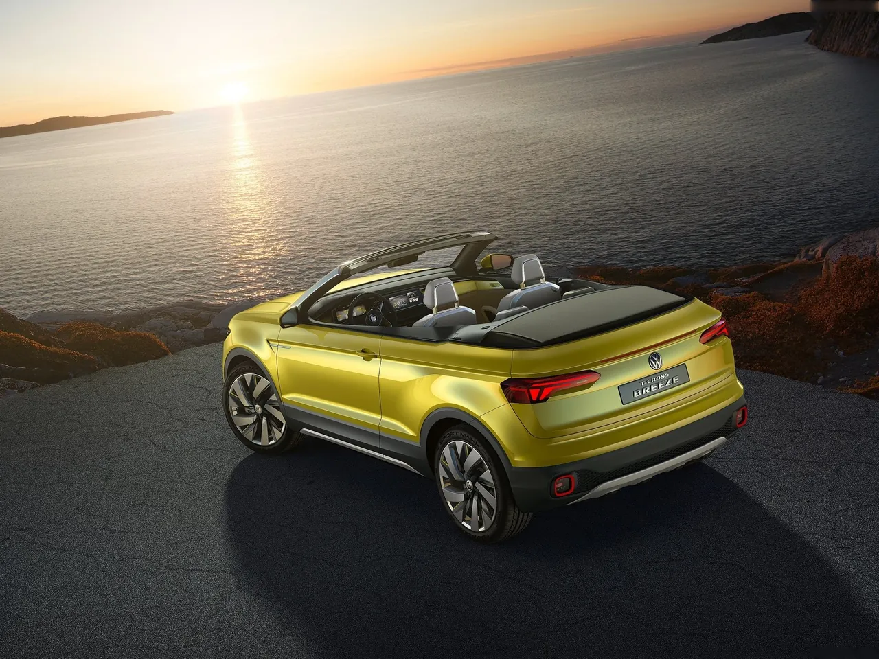Volkswagen T-Cross Breeze Concept (2016) - Rear Three-Quarter