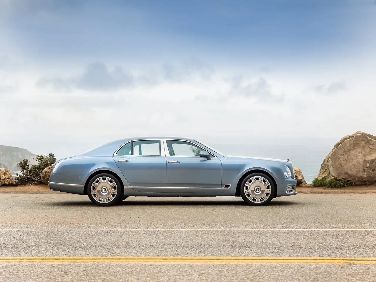 Bentley Mulsanne (2017) – boční profil
