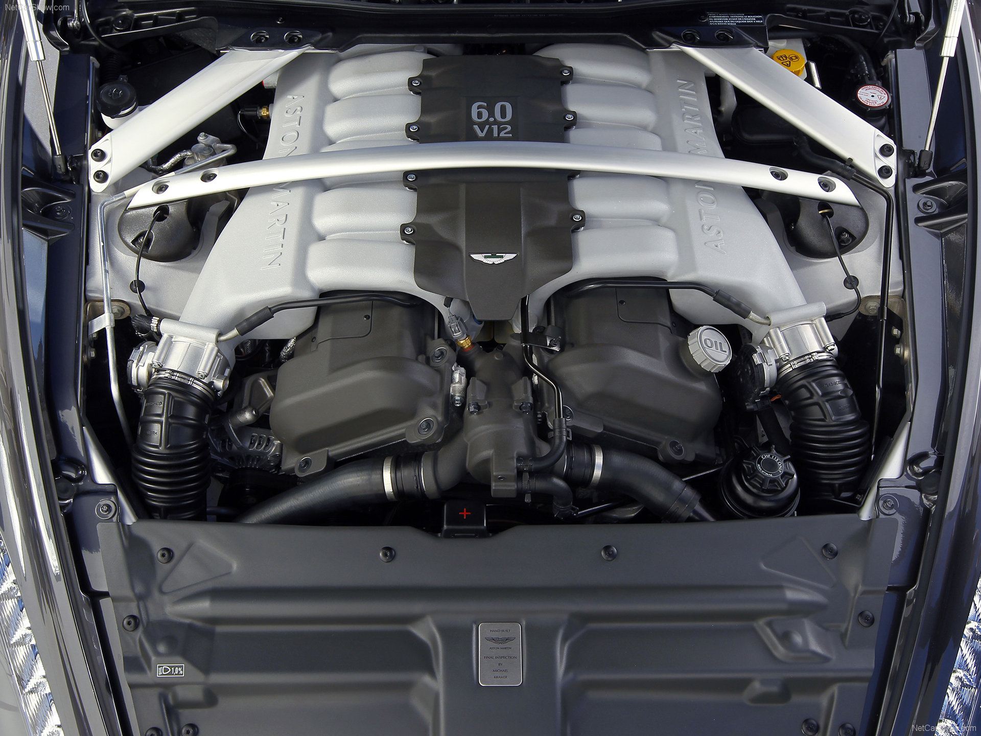 Aston Martin Rapide (2010) – motor