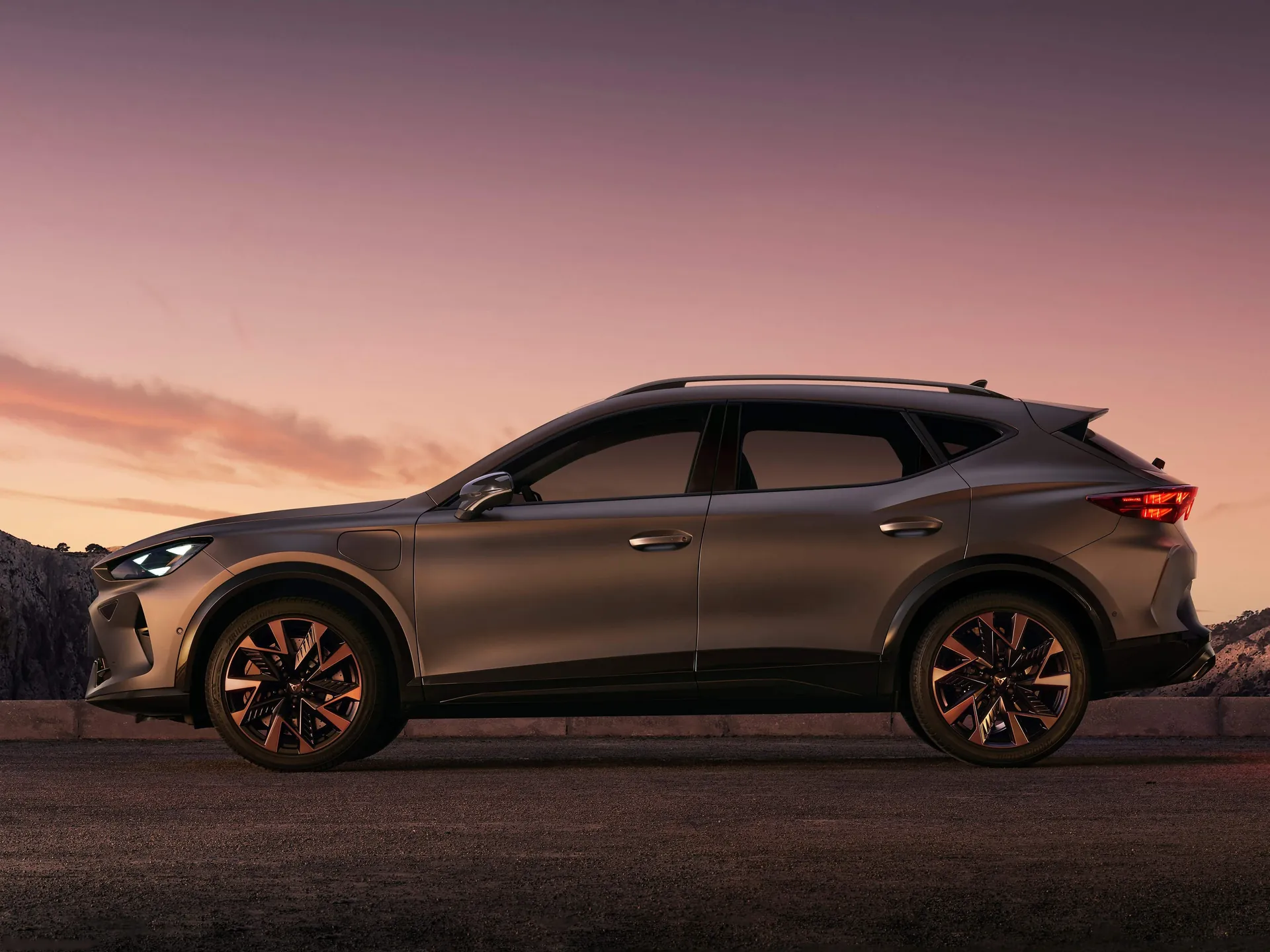 Cupra Formentor (2025) – boční profil