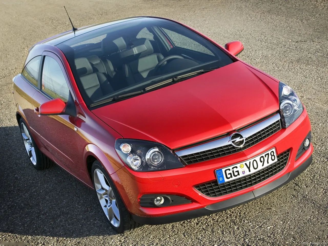Opel Astra GTC (2007)