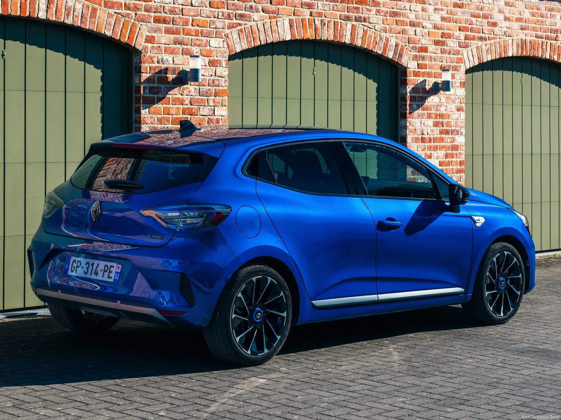 Renault Clio (2024) – zadní tříčtvrteční pohled