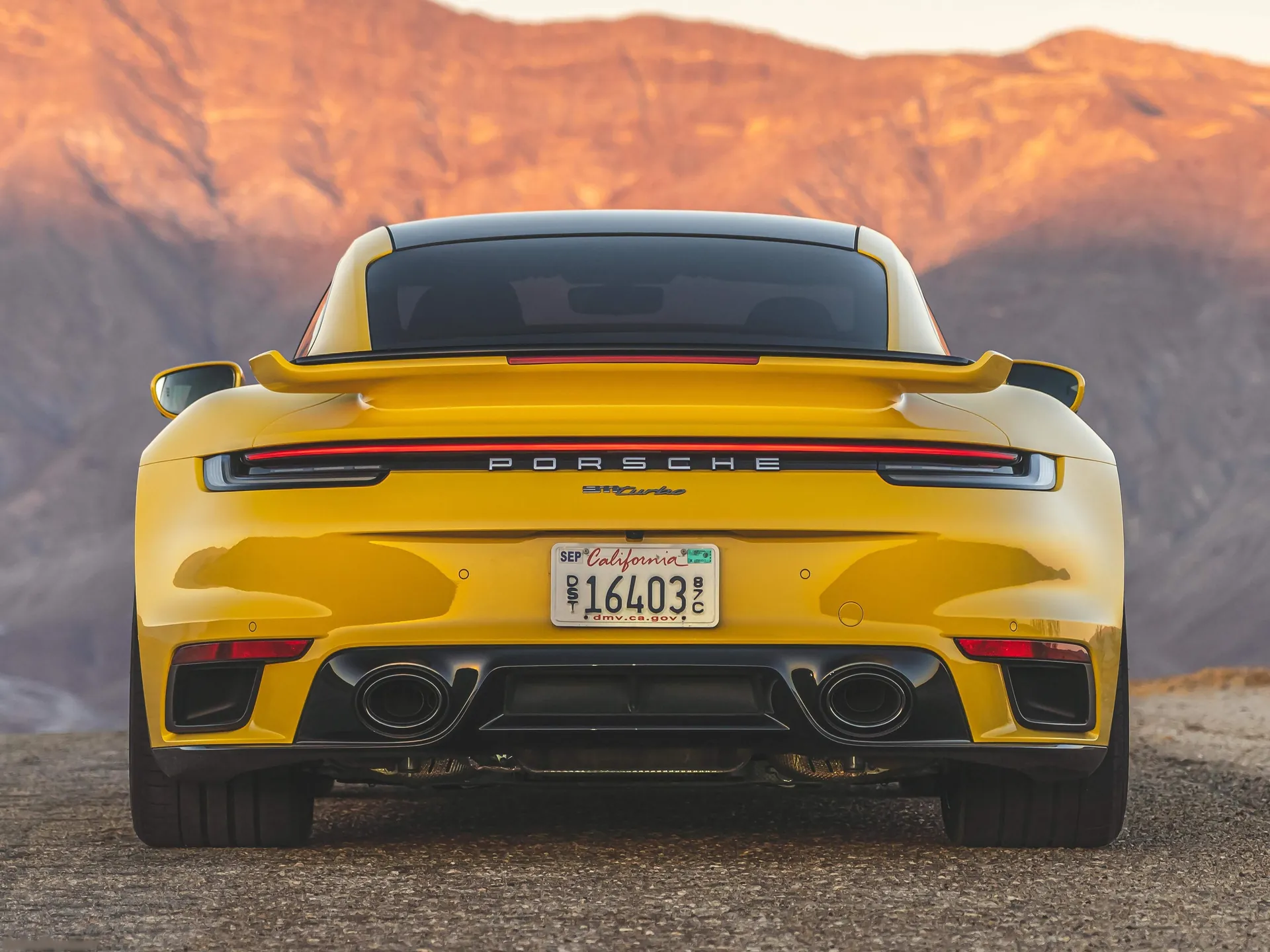 Porsche 911 Turbo (2021) - Rear