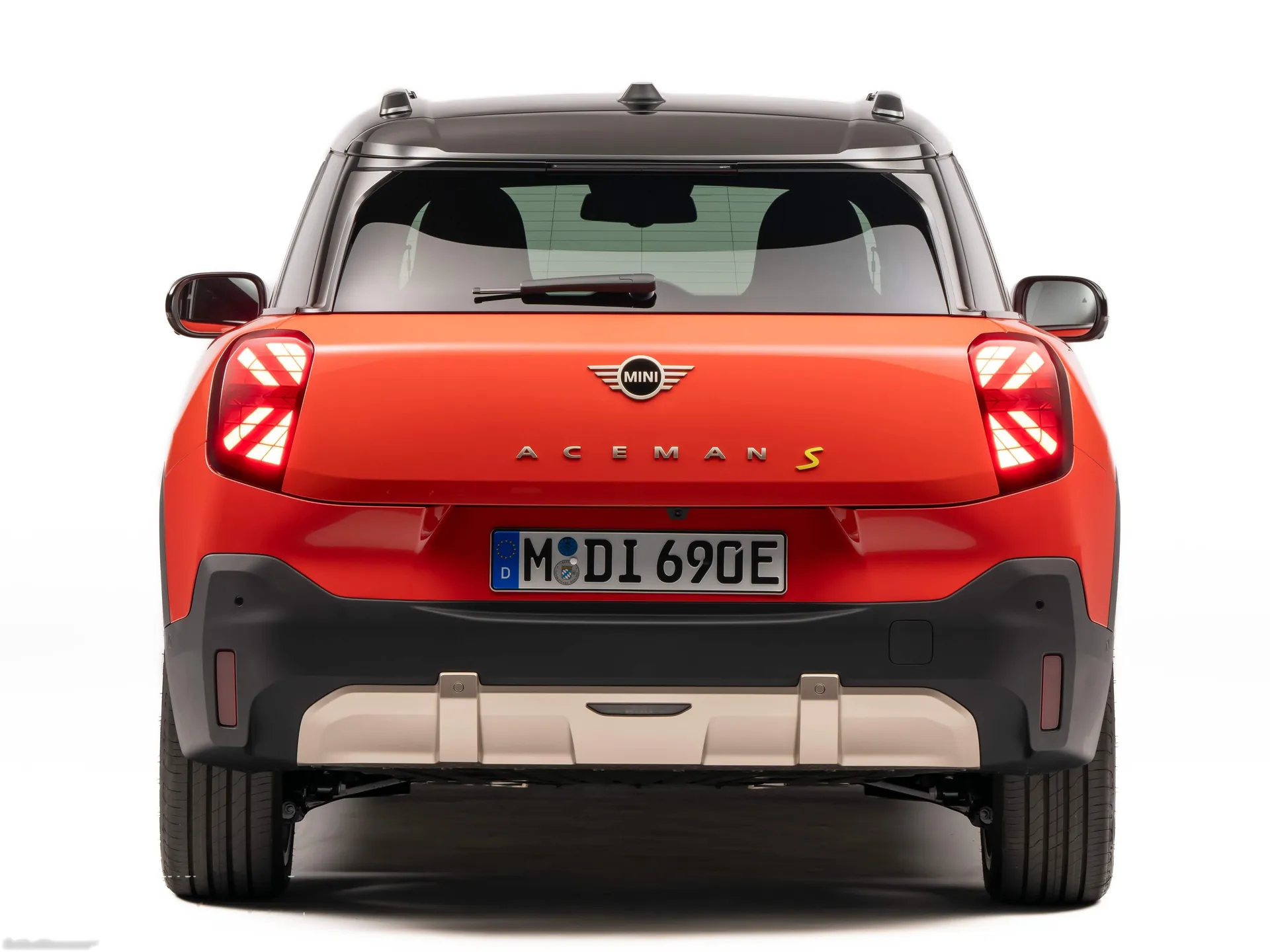 Mini Aceman SE (2025) – zezadu