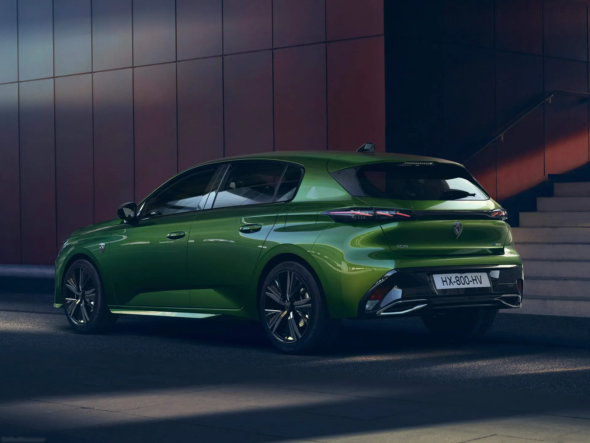 Peugeot 308 (2022) – zadní tříčtvrteční pohled