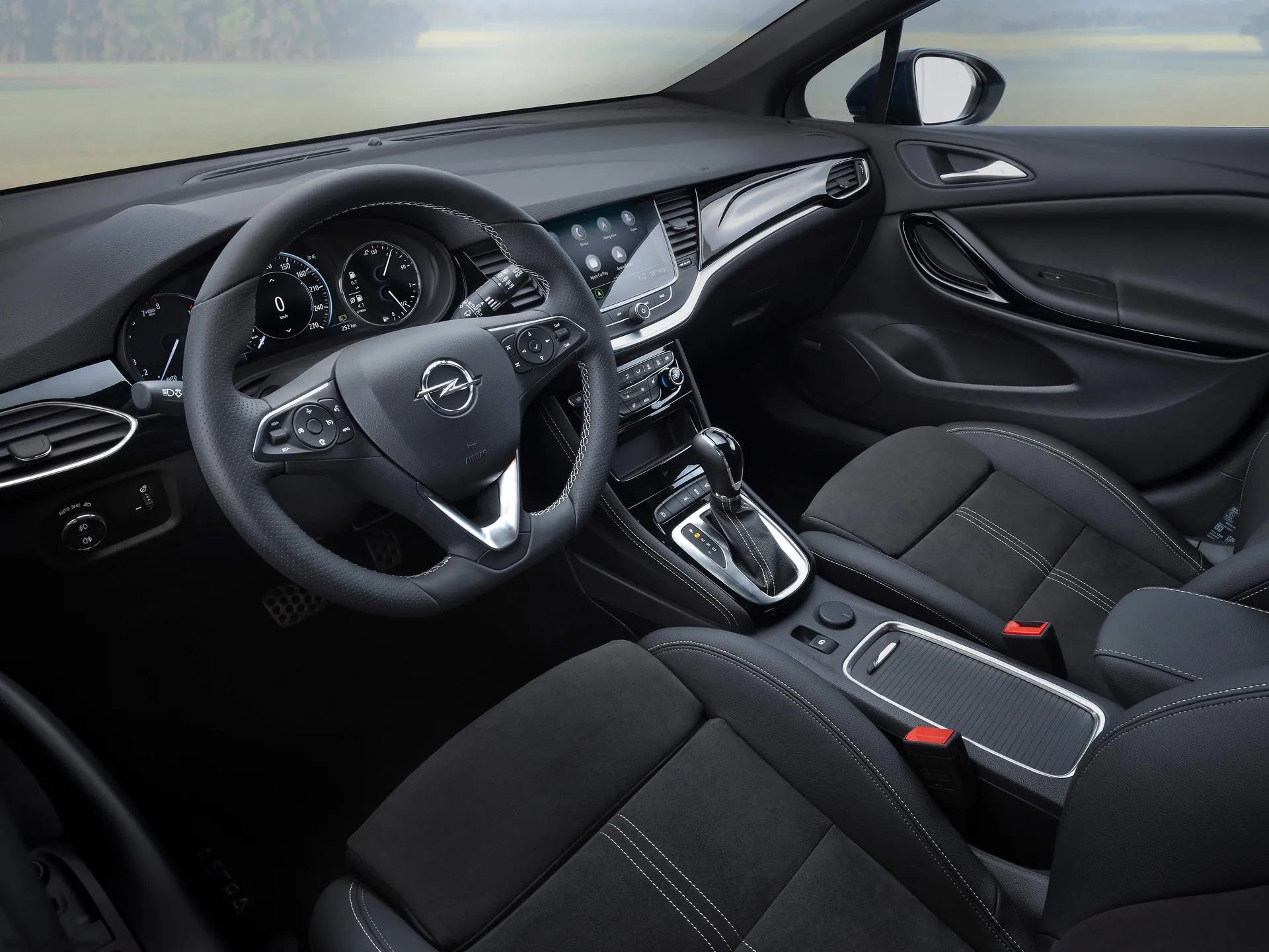 Opel Astra (2020) – interiér