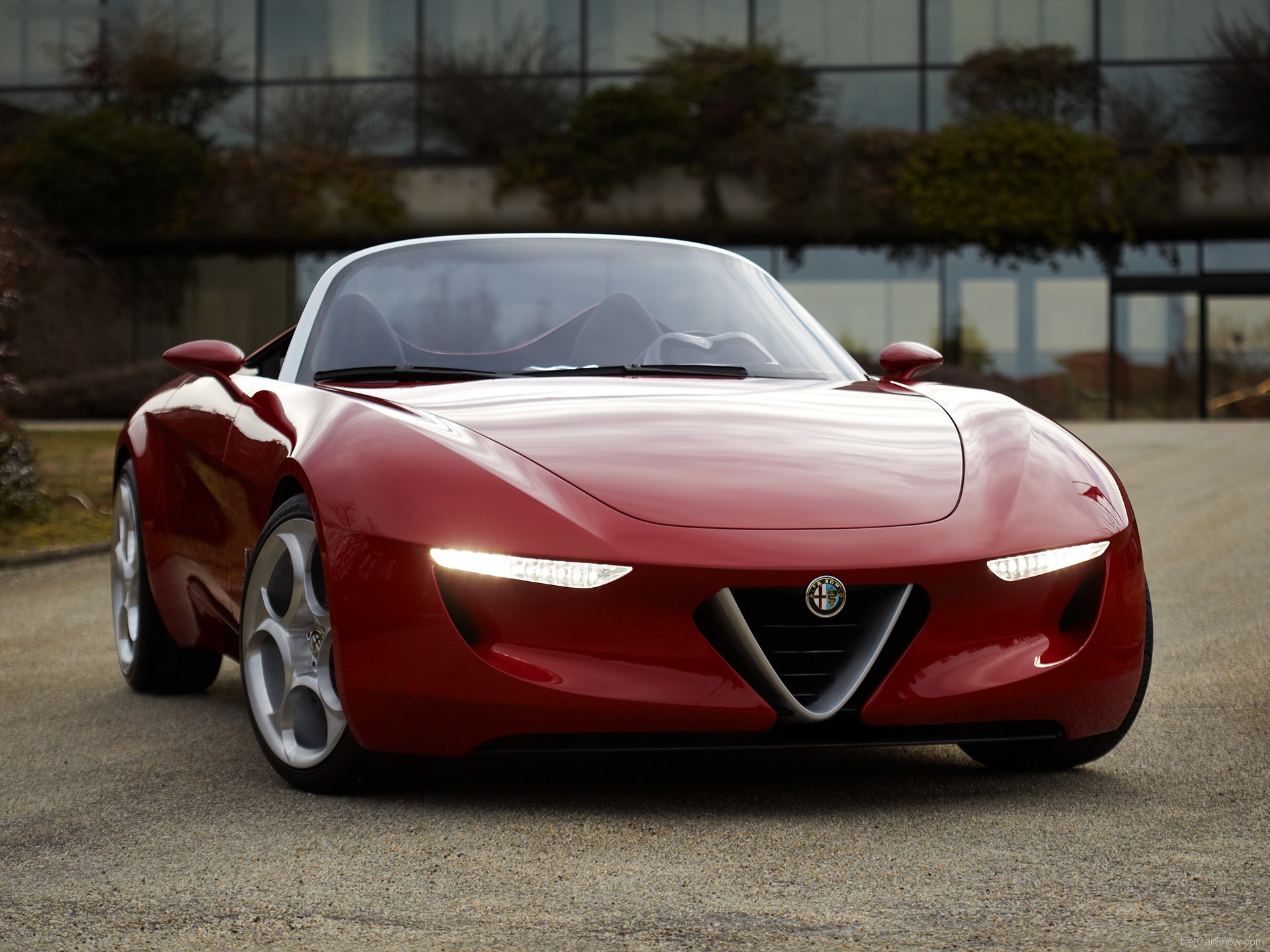 Alfa Romeo 2uettottanta Concept (2010)