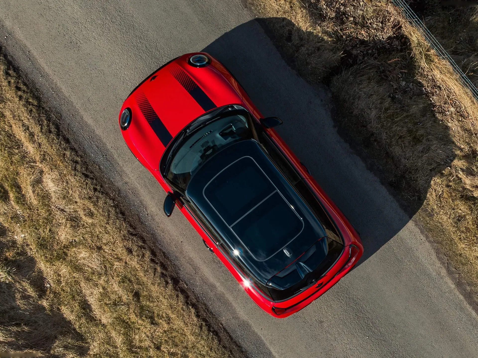 Mini John Cooper Works [UK] (2025) – pohled shora