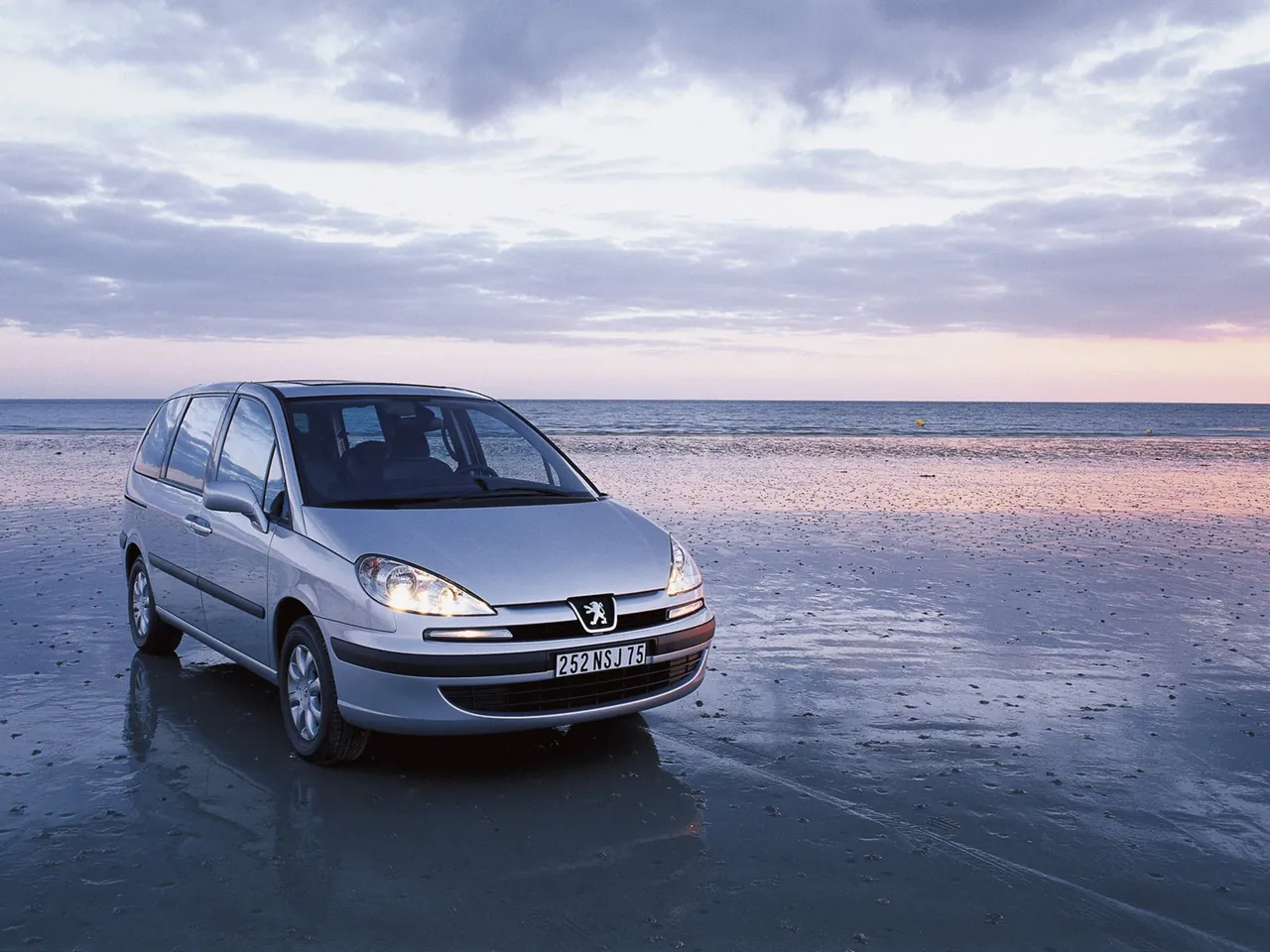 Peugeot 807 (2001)