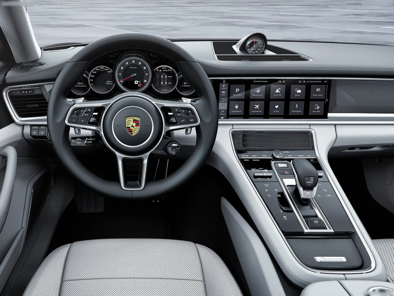 Porsche Panamera Executive (2017) – interiér