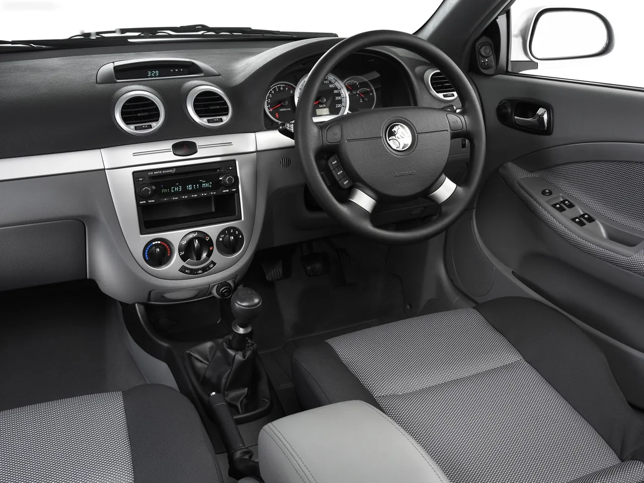 Holden JF Viva Wagon (2005) – interiér