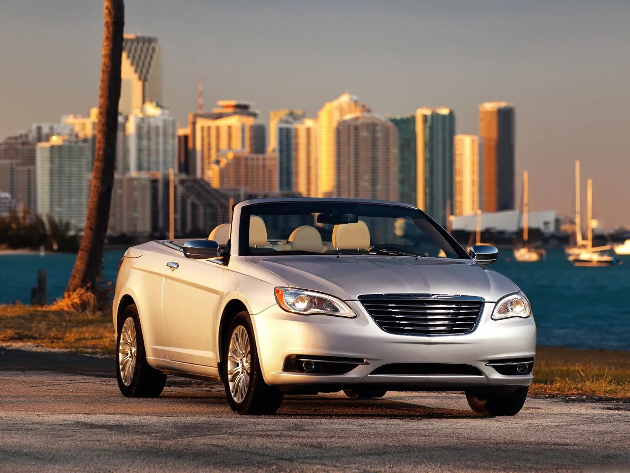 Chrysler 200 Convertible (2011)