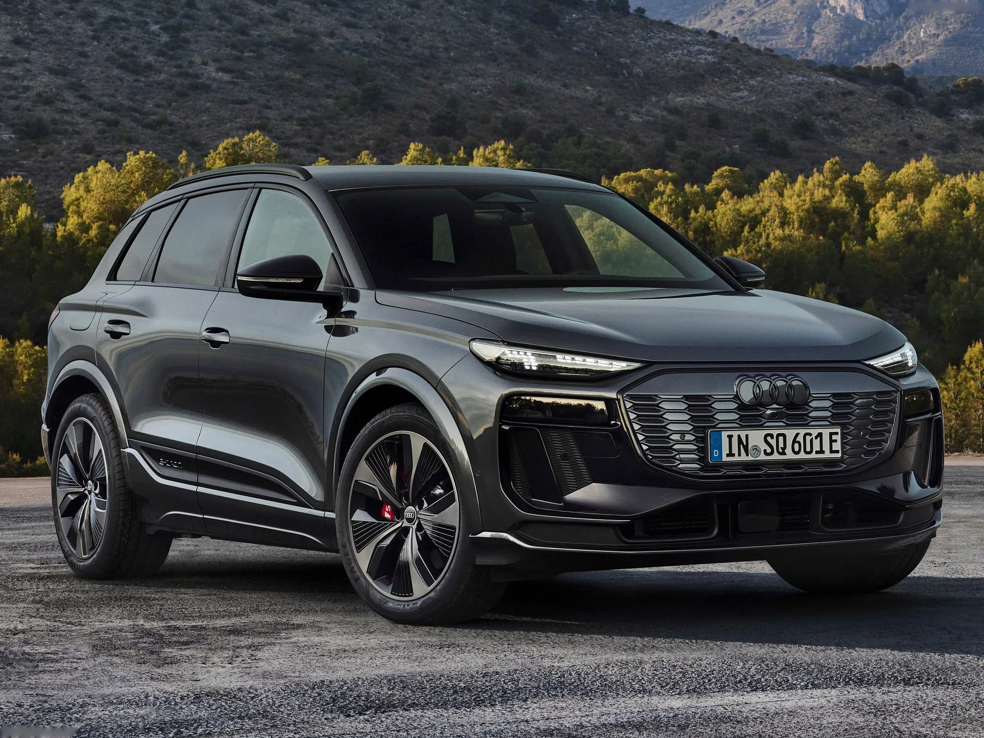 Audi SQ6 e-tron (2025)
