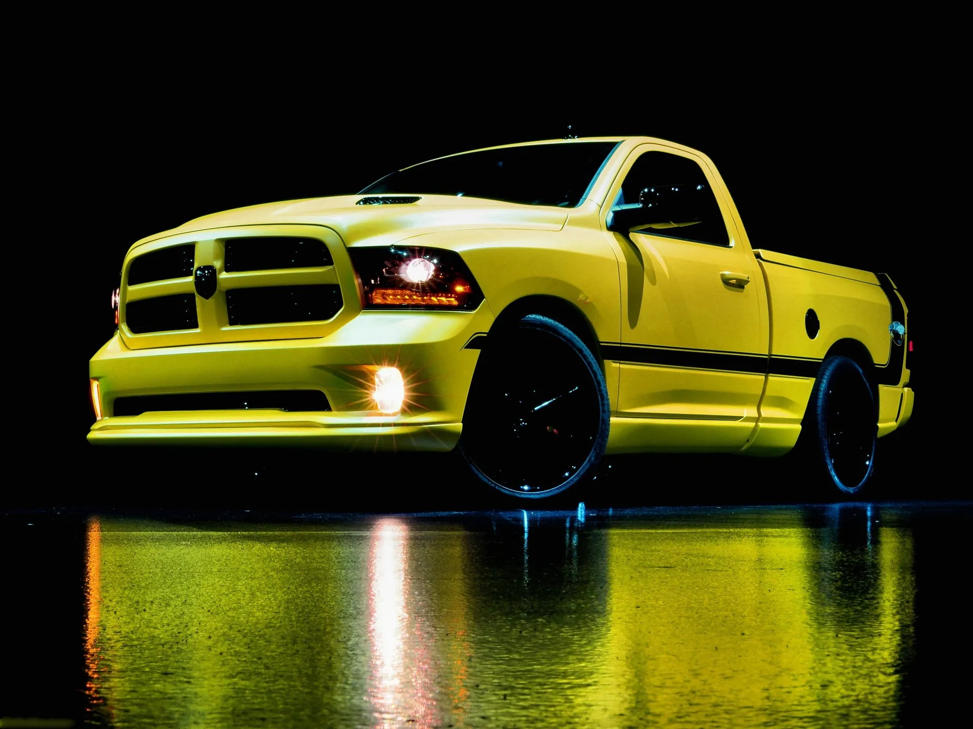 Ram 1500 Rumble Bee Concept (2013)