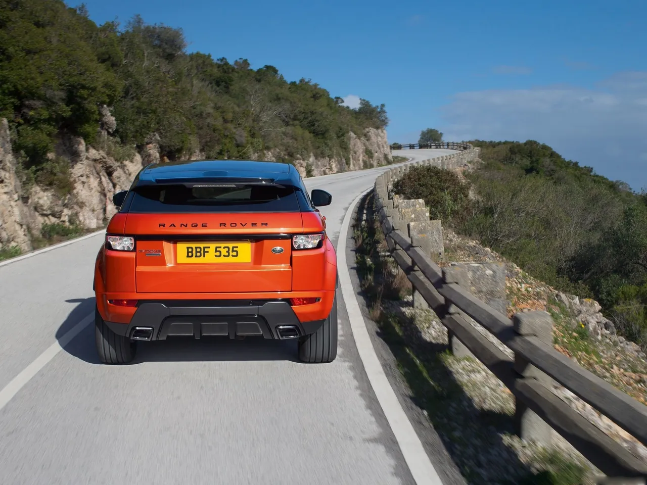 Land Rover Range Rover Evoque Autobiography Dynamic (2015) - Rear