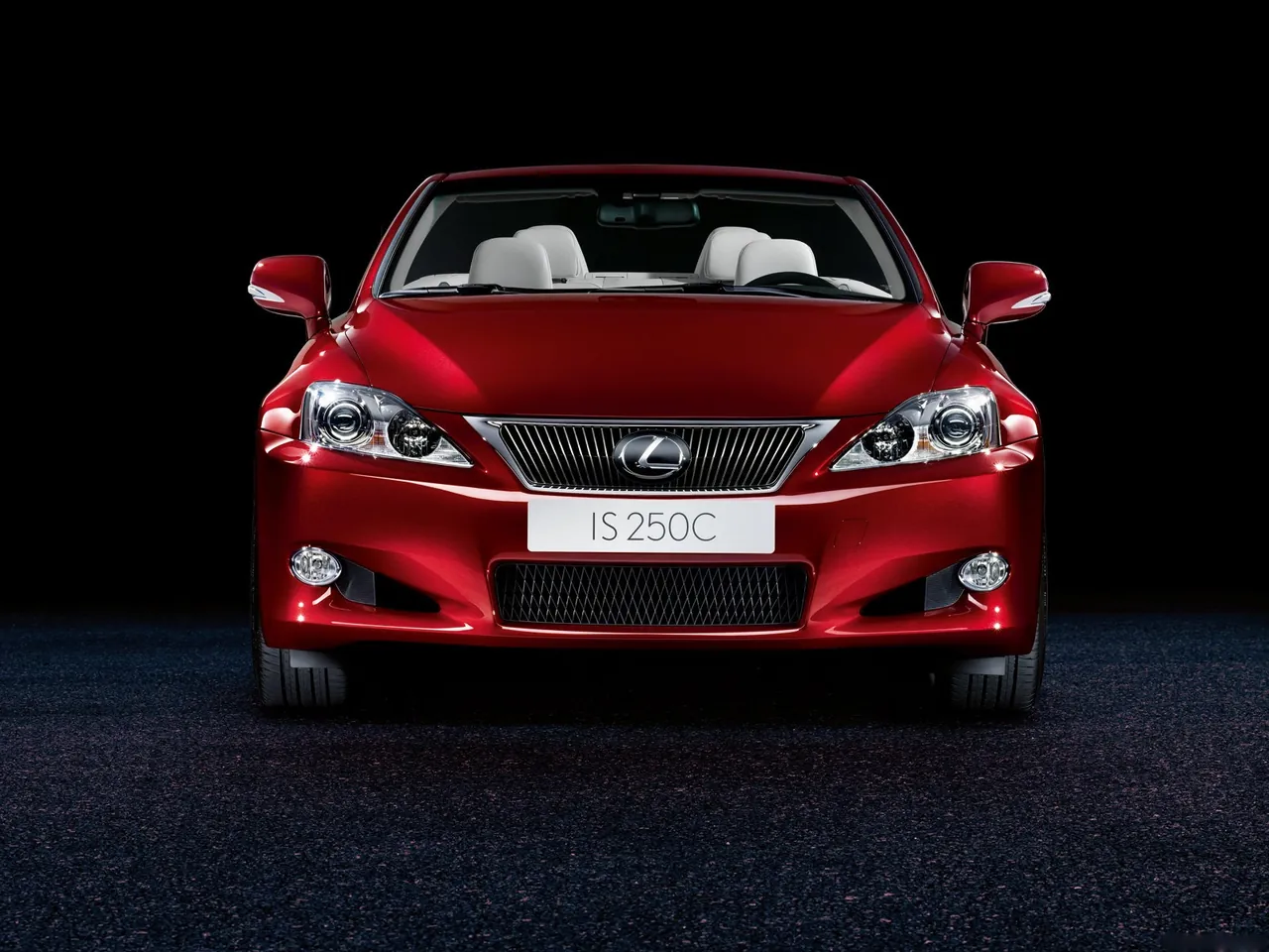 Lexus IS250C (2010) - Front