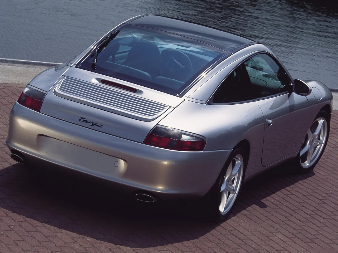 Porsche 911 Targa (2002) - Rear Three-Quarter