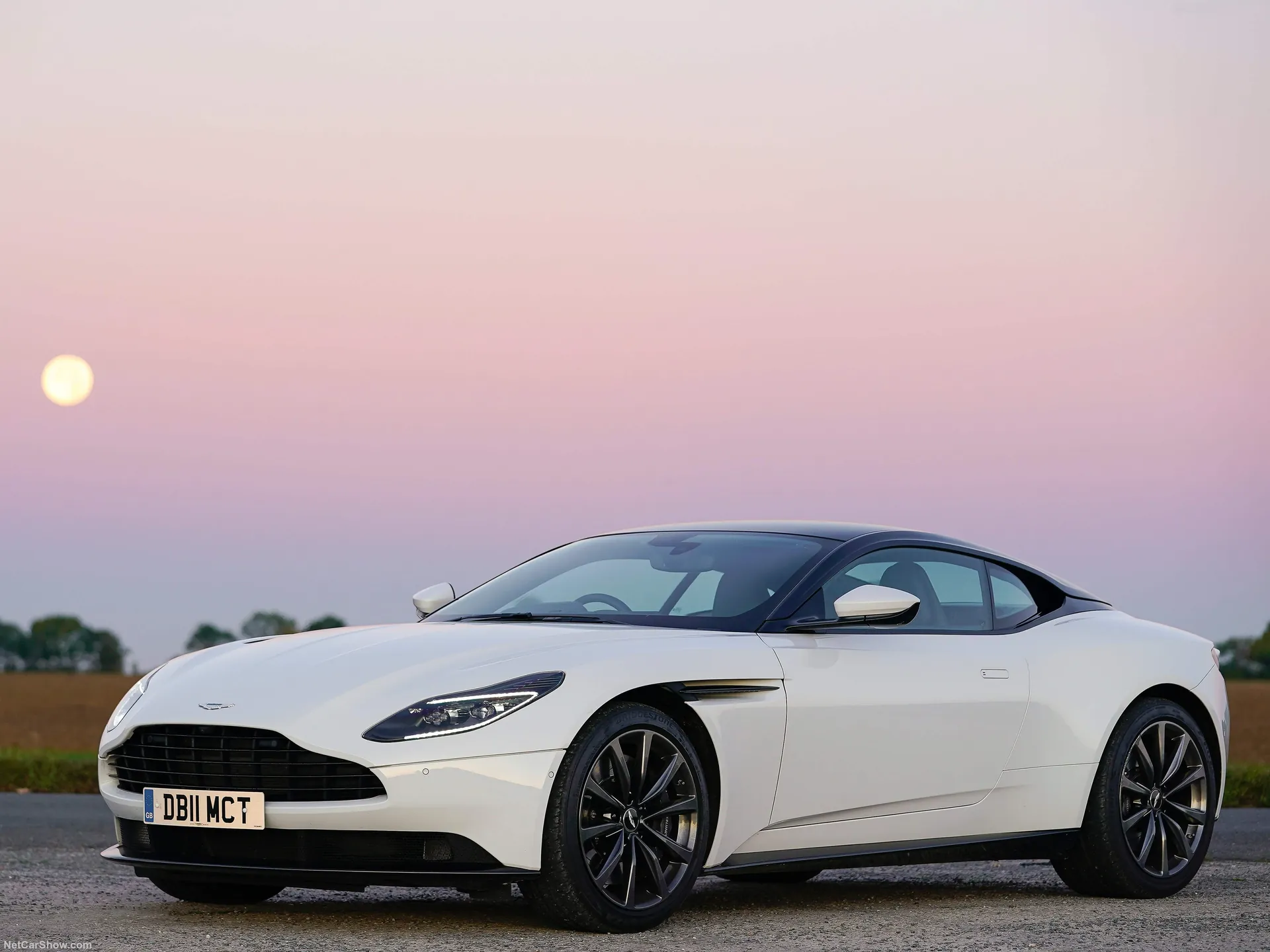 Aston Martin DB11 V8 (2018) - Front Three-Quarter