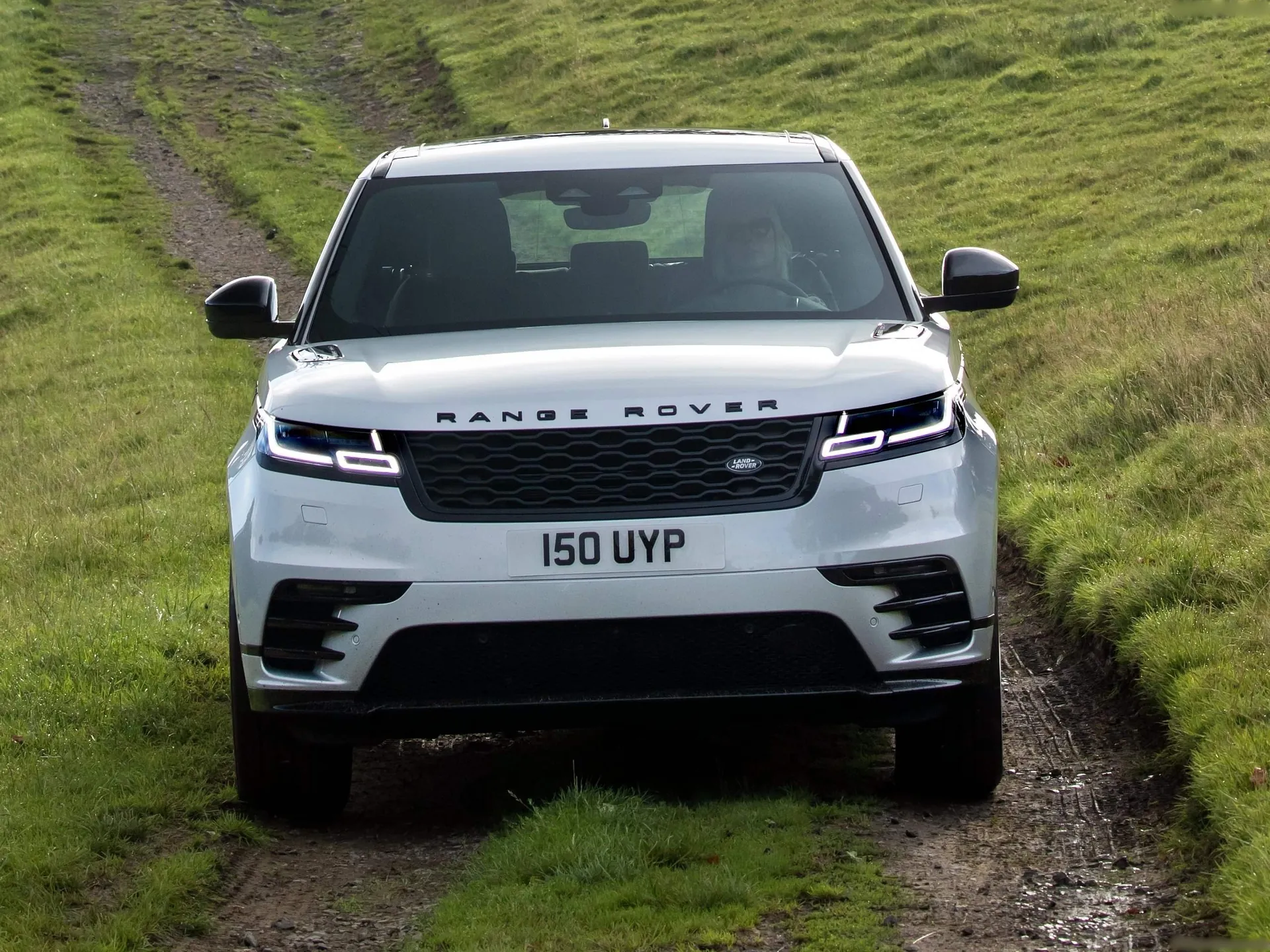 Land Rover Range Rover Velar (2021) – zepředu