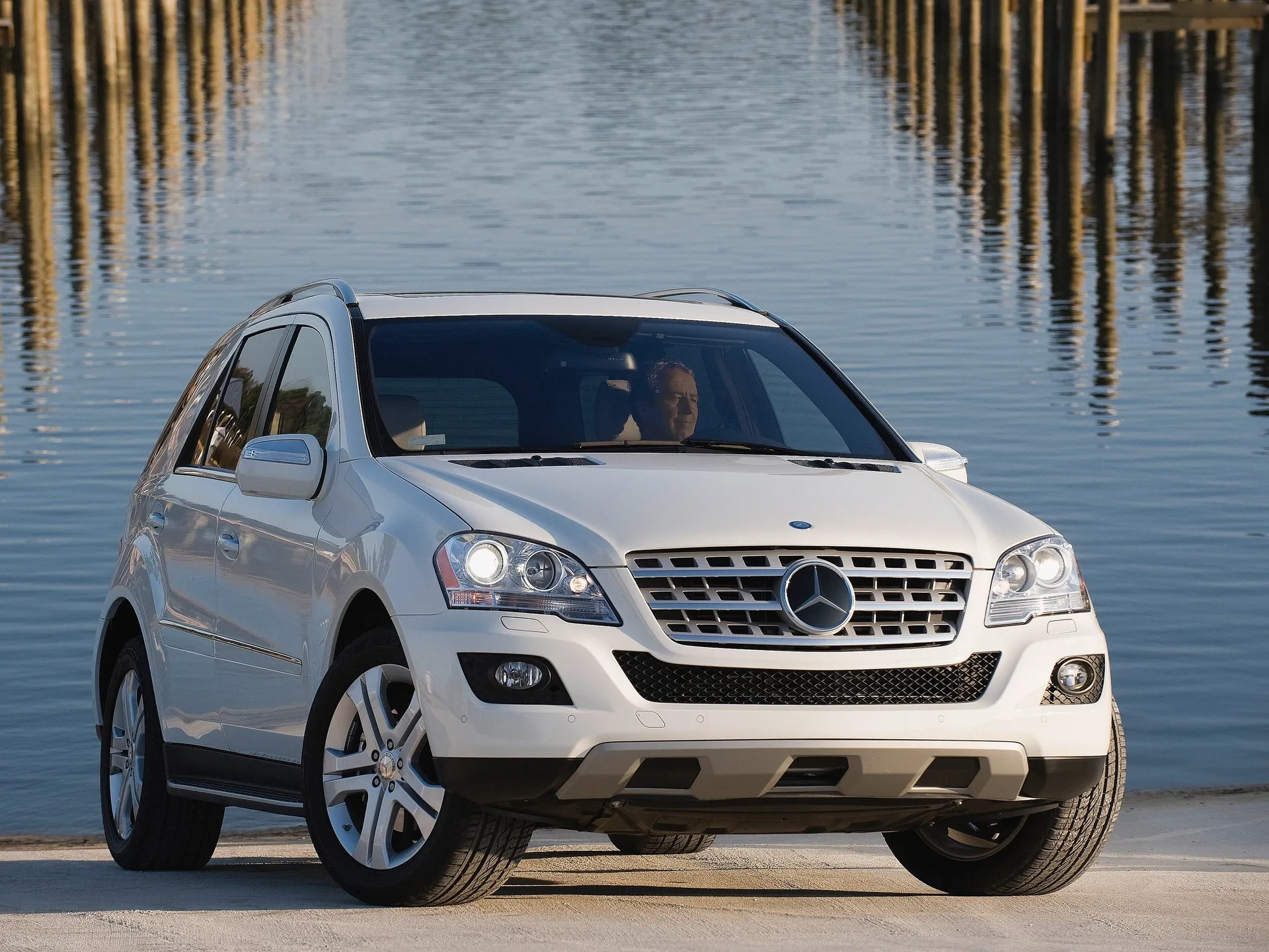 Mercedes-Benz M-Class (2009)