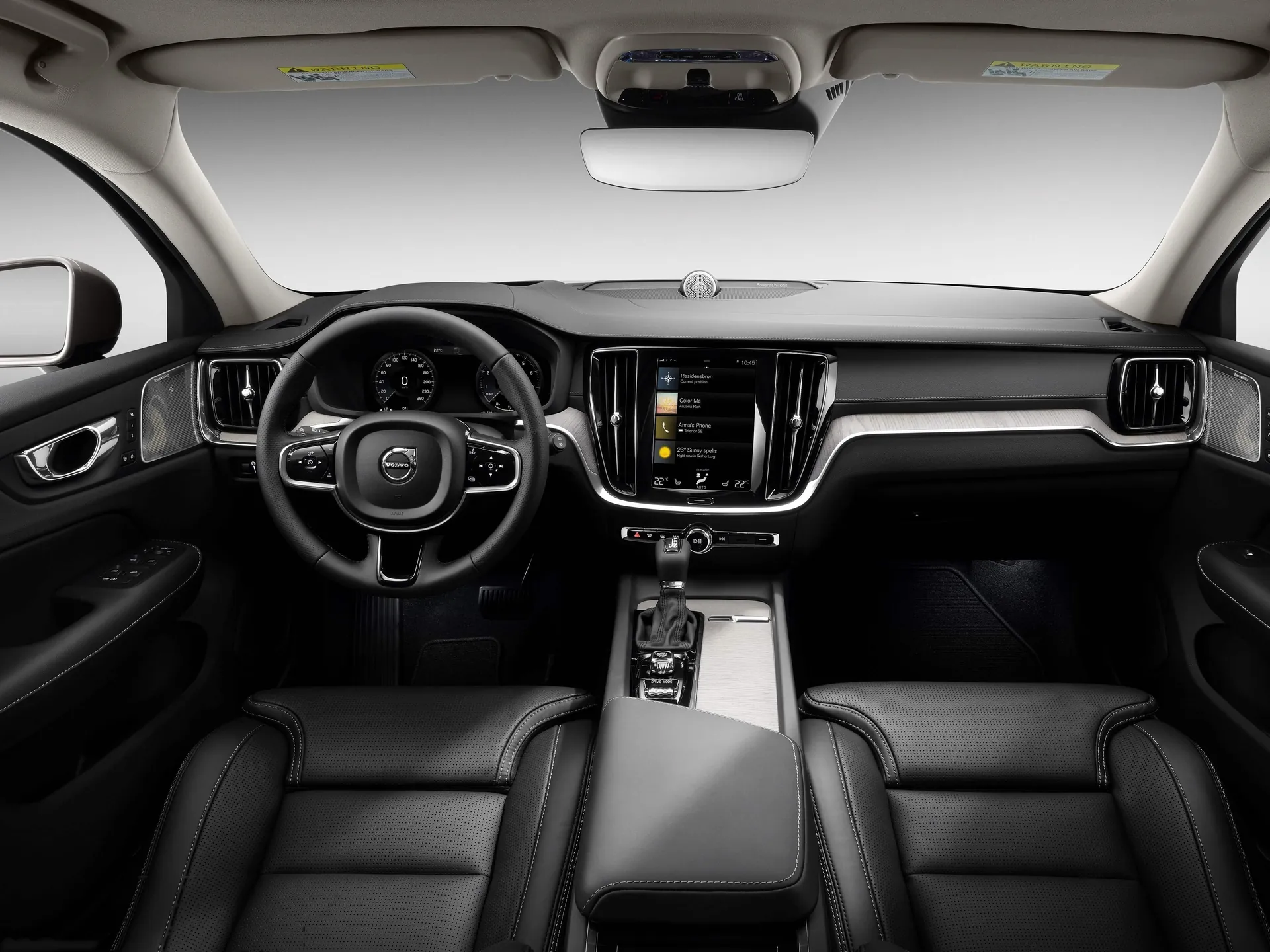 Volvo V60 (2019) – interiér