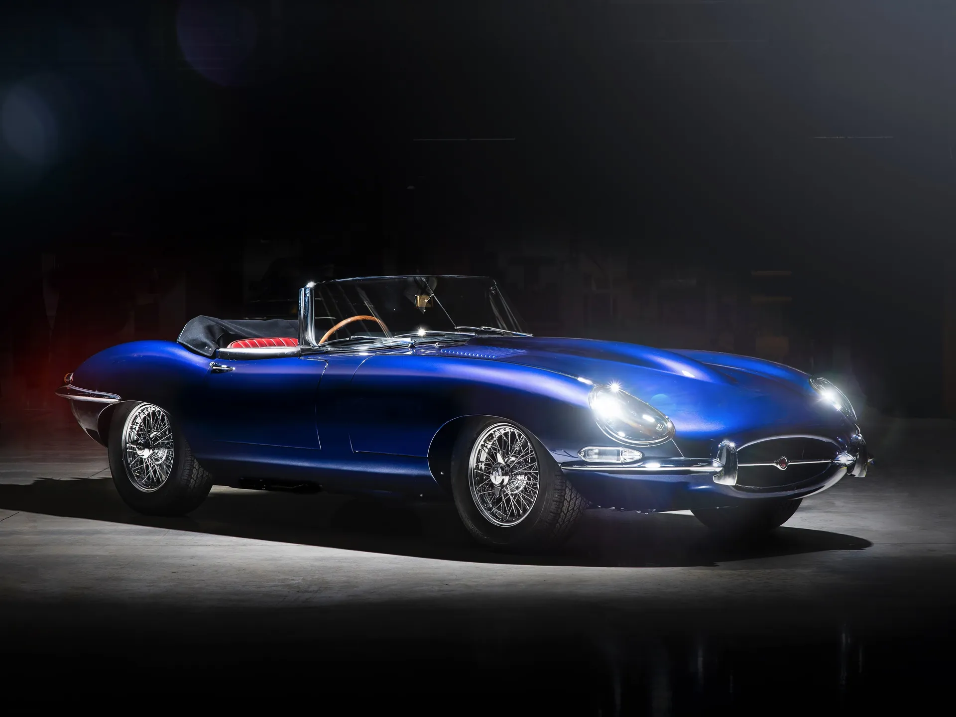 Jaguar E-Type Roadster (1965)