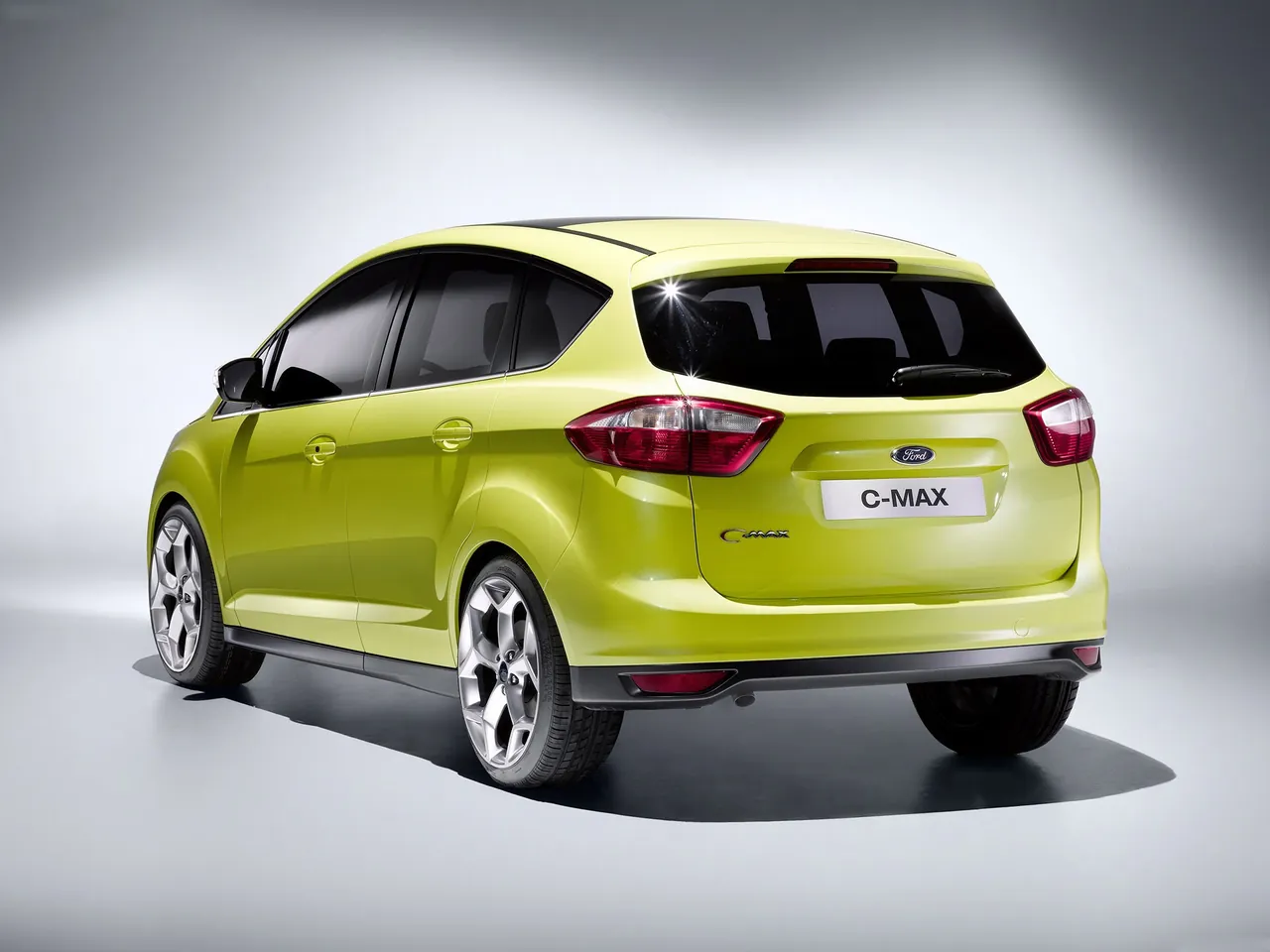 Ford C-MAX (2011) - Rear Three-Quarter