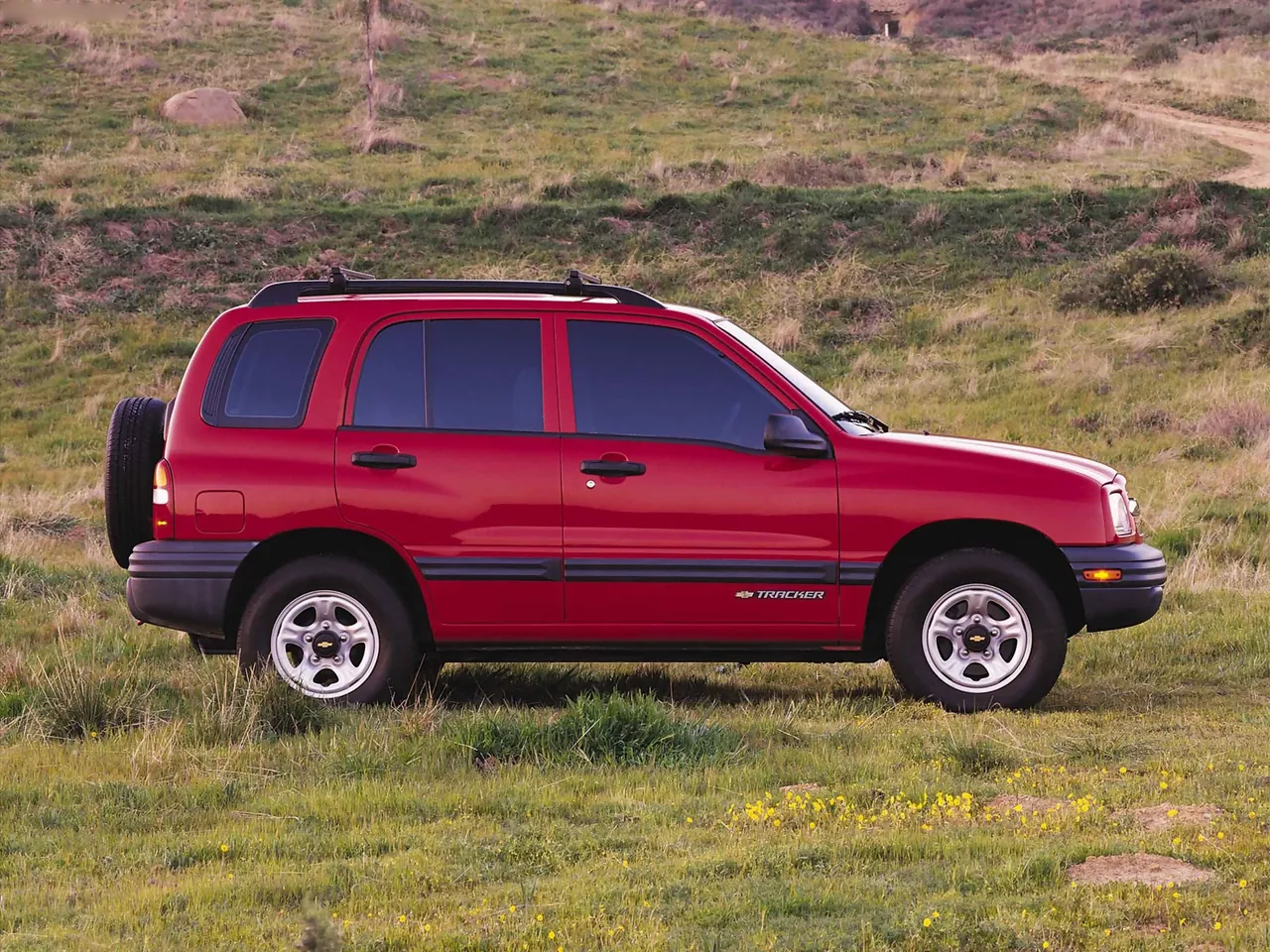 Chevrolet Tracker (2001) – boční profil