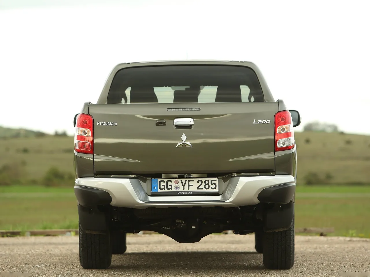 Mitsubishi L200 (2016) – zezadu