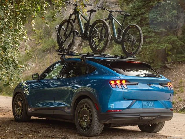 Ford Mustang Mach-E Trail (2027)