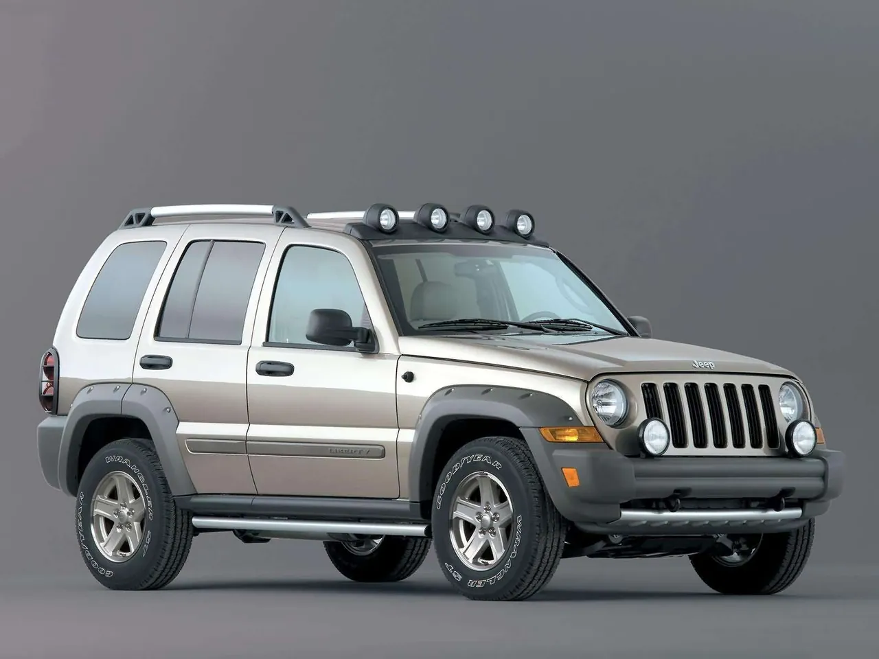 Jeep Liberty Renegade 3.7 (2005)