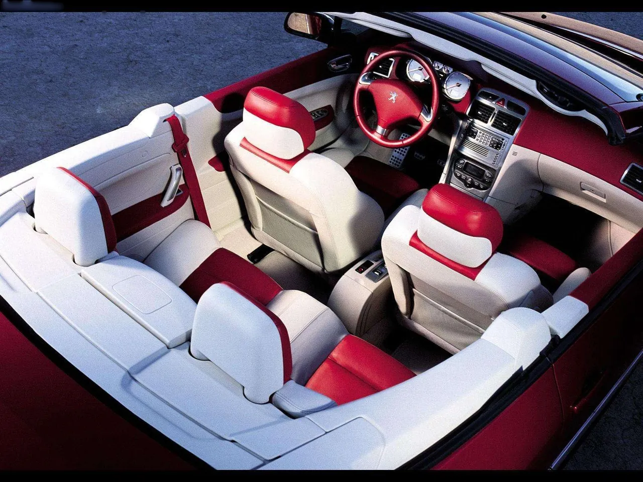 Peugeot 307CC Concept (2002) – interiér