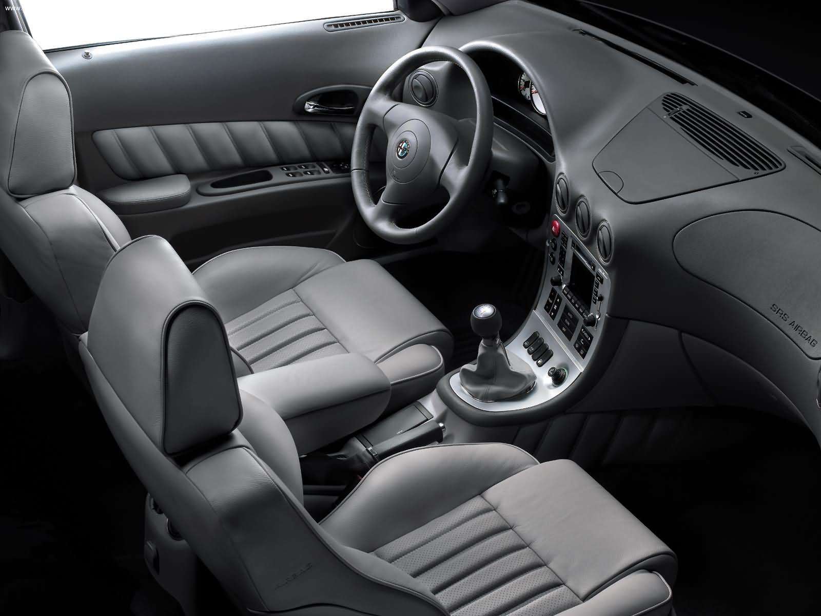 Alfa Romeo 166 (2004) - Interior